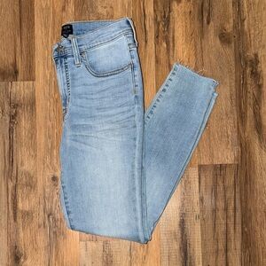 J. Crew Women's 9” High Rise Skinny Jeans in Light Blue SIZE 29 New with tags